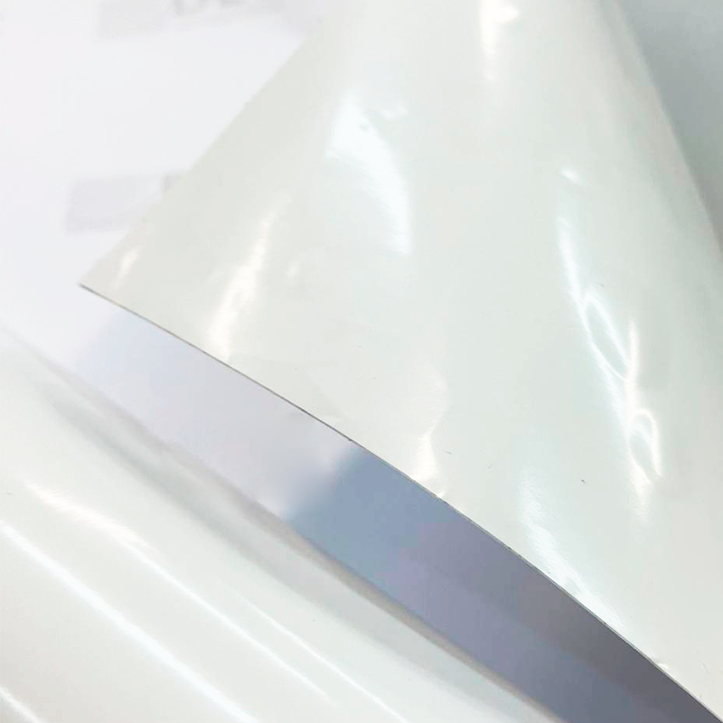 Пленка самоклеящаяся