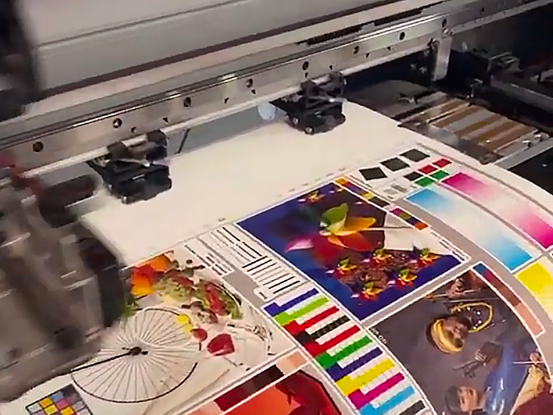 Широкоформатная печать на бумаге