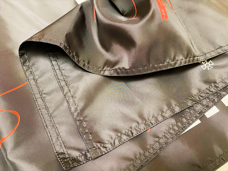 Изготовление флагов и печать на флаговой ткани